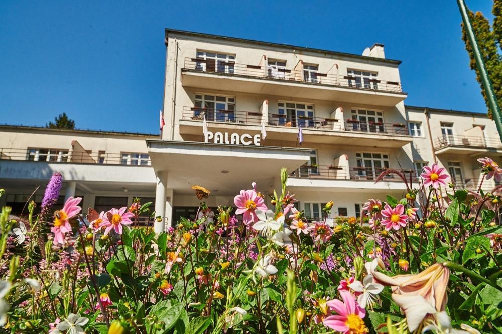 Hotel Palace - Kupele Sliač Екстериор снимка